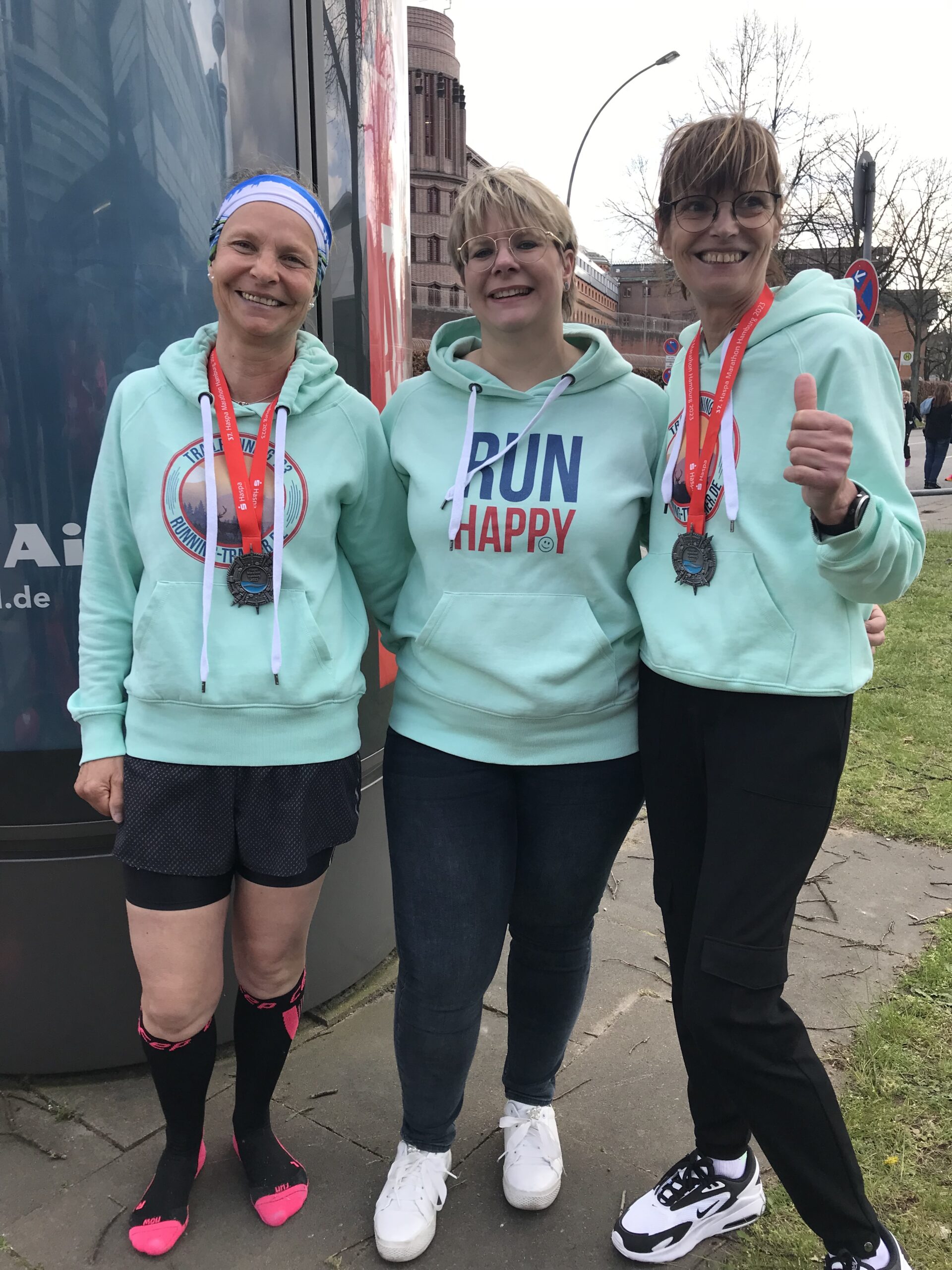 Sabine, Linda und Heidi in Hamburg